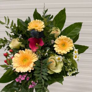 Klassiek boeket gerbera lichtgeel